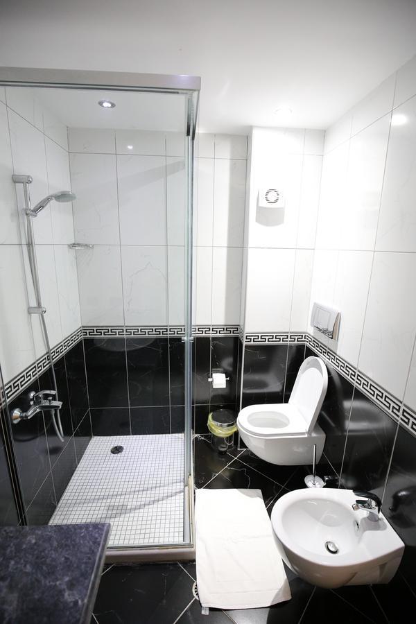 Germany Hotel Дуррес Экстерьер фото