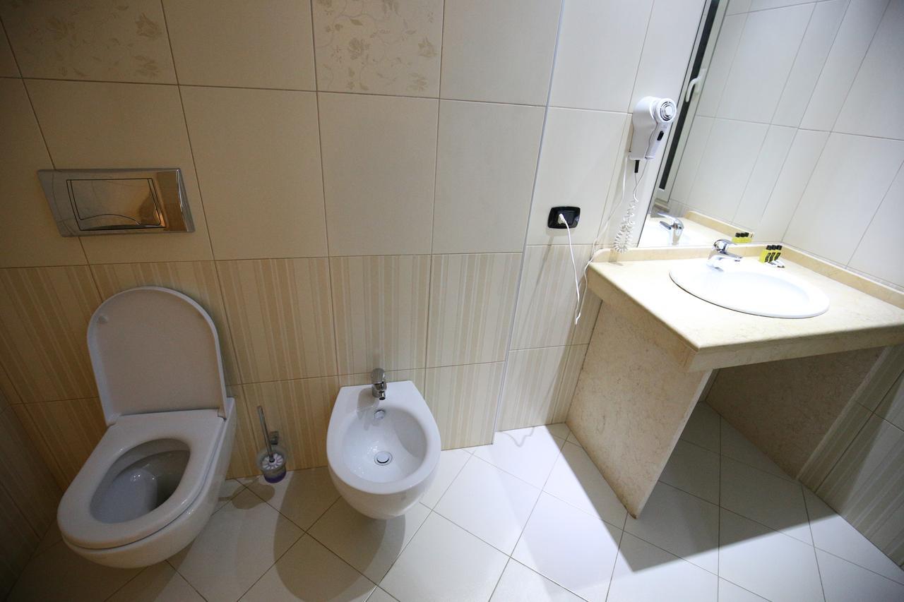 Germany Hotel Дуррес Экстерьер фото