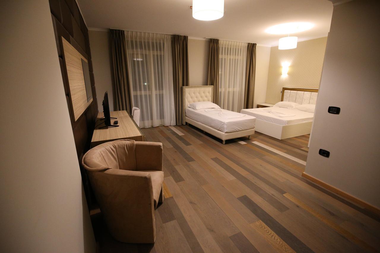 Germany Hotel Дуррес Экстерьер фото