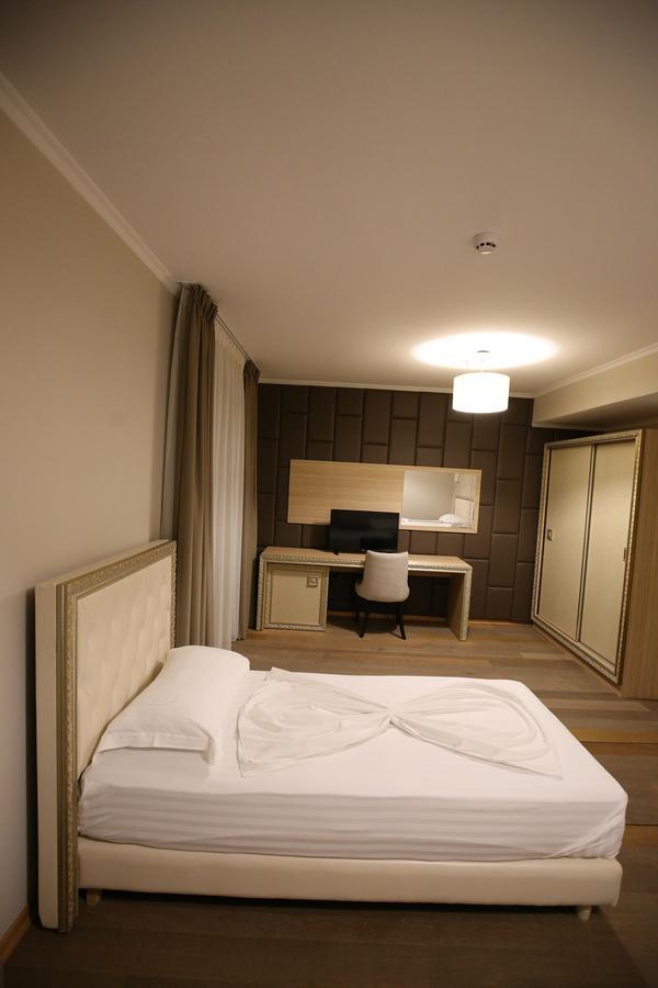 Germany Hotel Дуррес Экстерьер фото