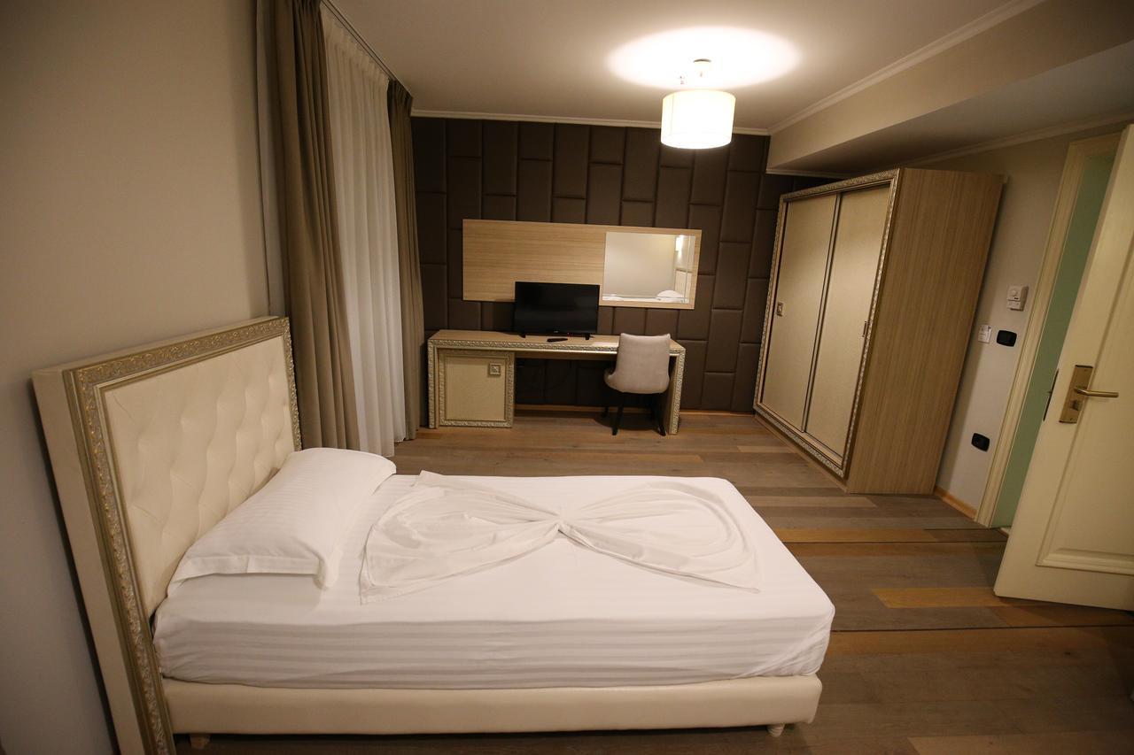 Germany Hotel Дуррес Экстерьер фото